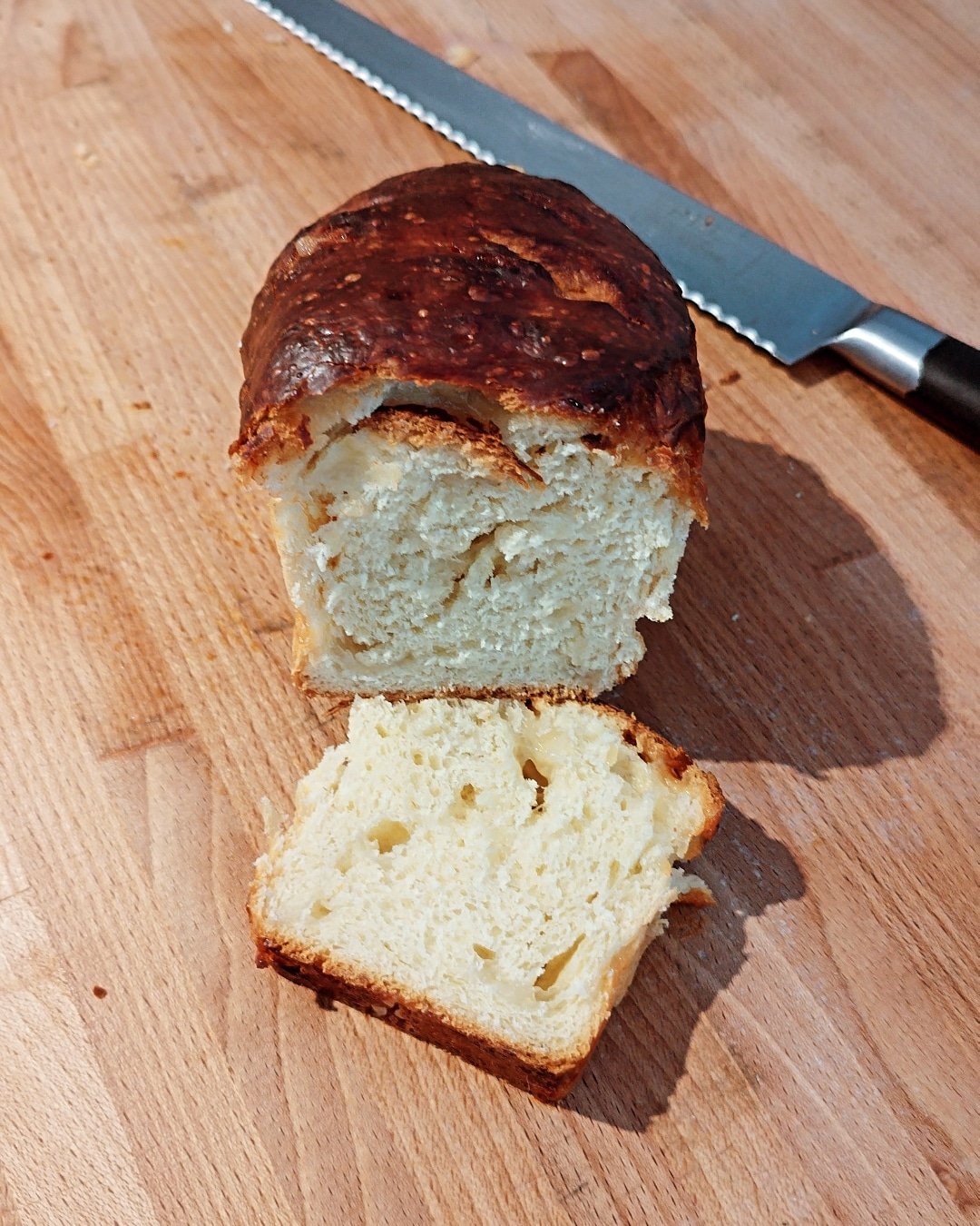 Suikerbrood 1 Ambachtelijk suikerbrood spelt van Nona's Bakery - Plantaardig suikerbrood online bestellen